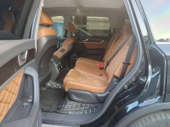 Фото 9 - Hongqi HS7