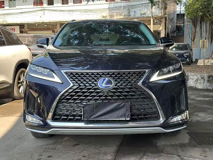 Фото 2 - Lexus RX