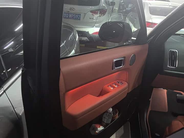 Фото 7 - LiXiang L6