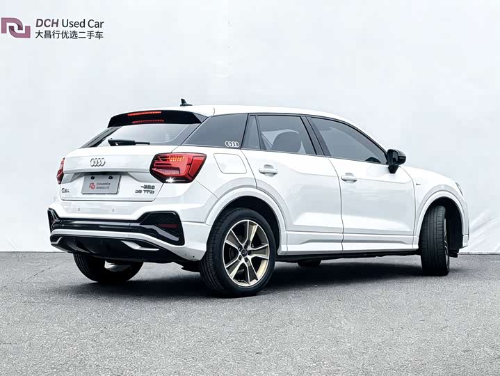 Фото 4 - Audi Q2L