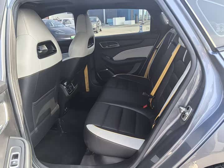 Фото 9 - MG Motor 6