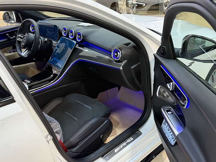 Фото 4 - Mercedes-Benz C-Class AMG