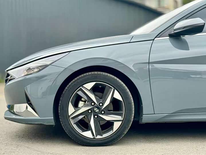 Фото 6 - Hyundai Elantra N line