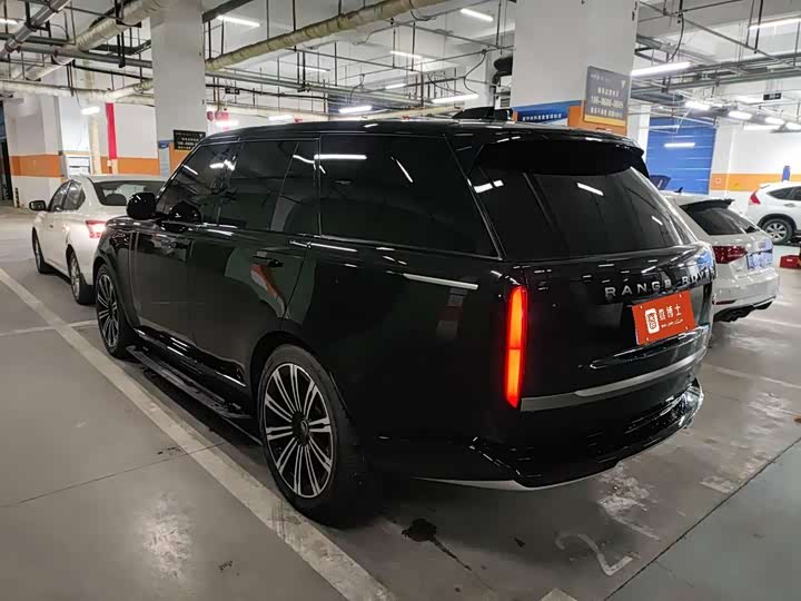 Photo 2 - Land Rover Range Rover