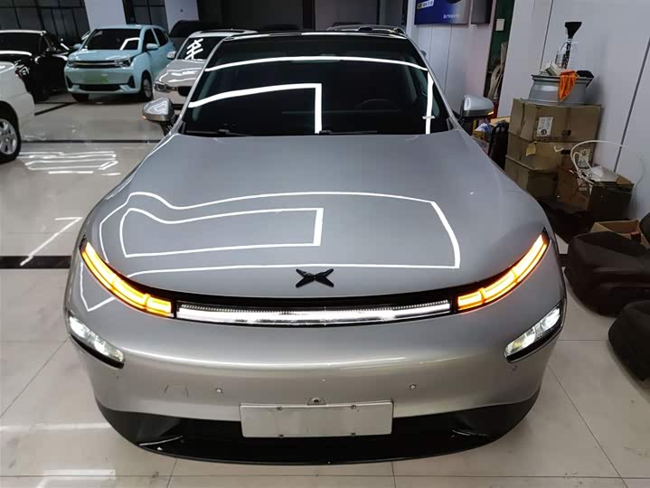 Фото 3 - XPeng P7