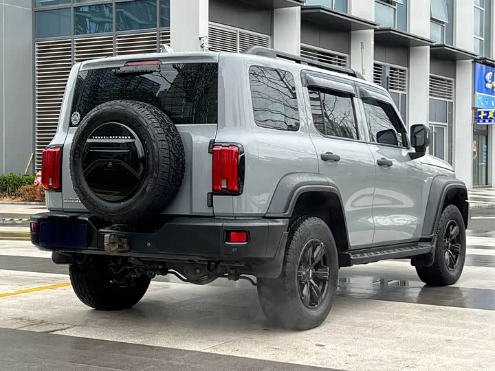 Фото 9 - Tank 300