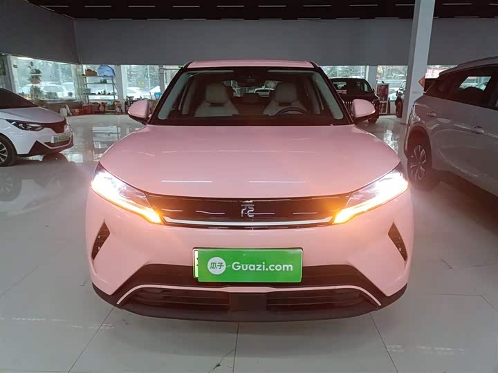 Фото 3 - BYD Yuan Up