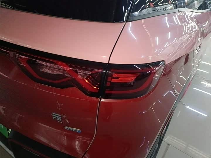 Фото 8 - BYD Yuan Up