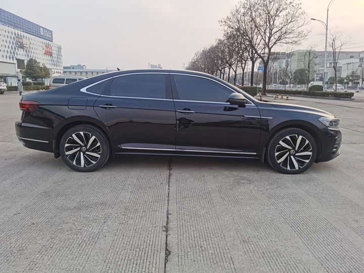 Фото 6 - Volkswagen Passat