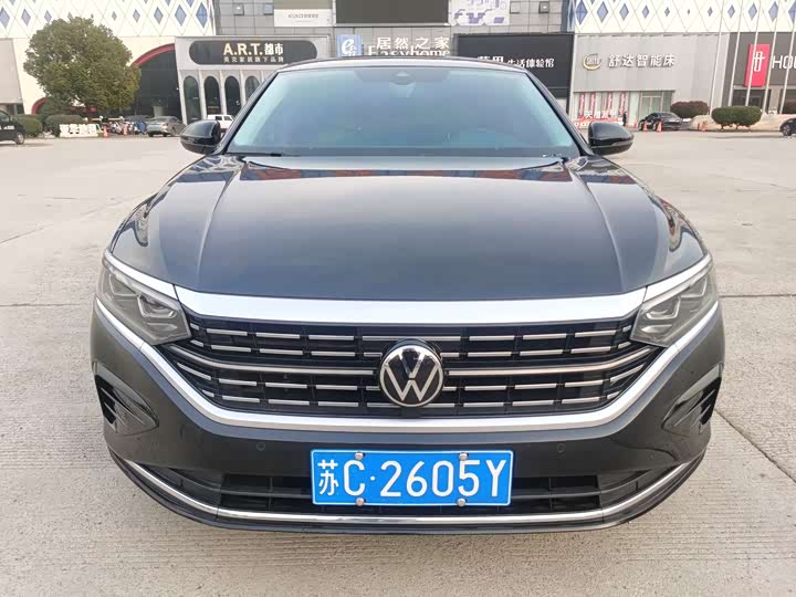 Фото 8 - Volkswagen Passat