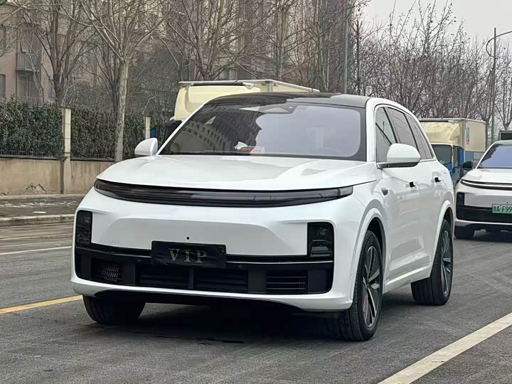 Фото 1 - LiXiang L7