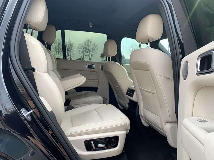 Фото 9 - LiXiang L8