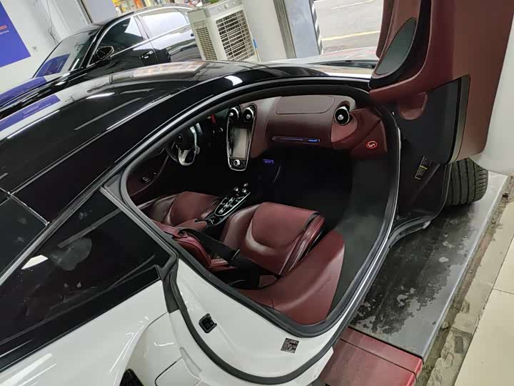 Фото 5 - McLaren GT