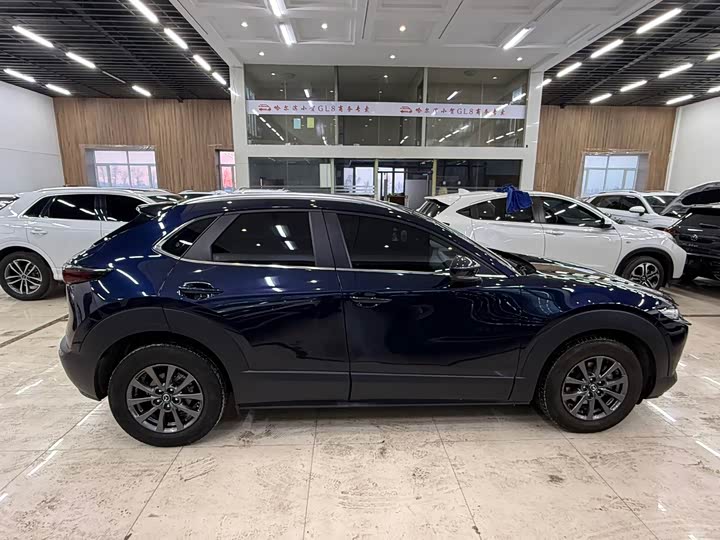 Фото 6 - Mazda CX-30