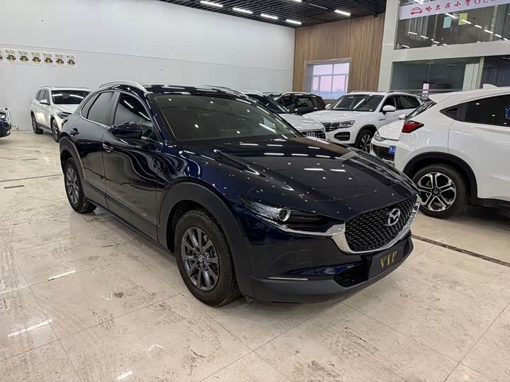 Фото 7 - Mazda CX-30
