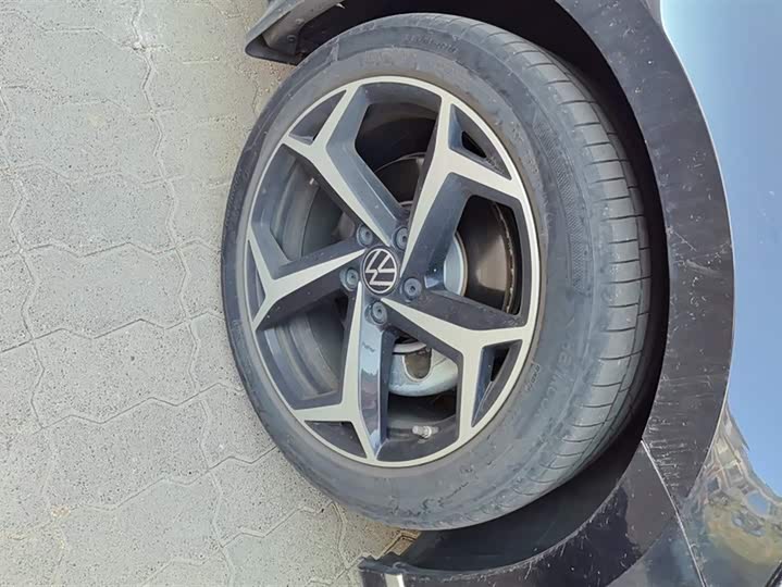 Фото 6 - Volkswagen Magotan