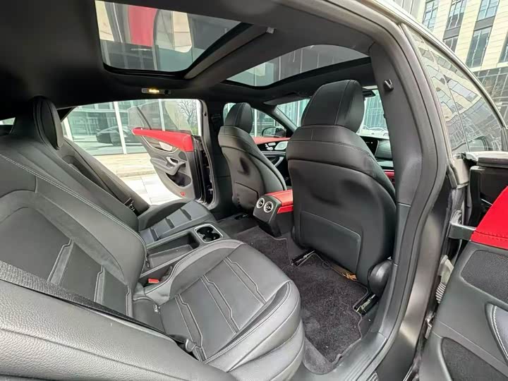 Фото 3 - Mercedes-Benz AMG GT