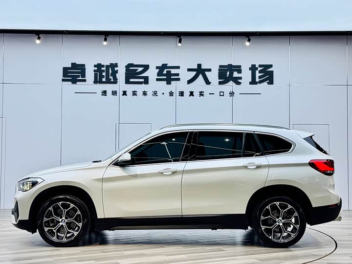 Фото 9 - BMW X1
