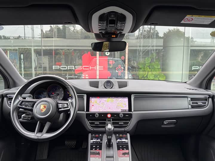 Фото 8 - Porsche Macan