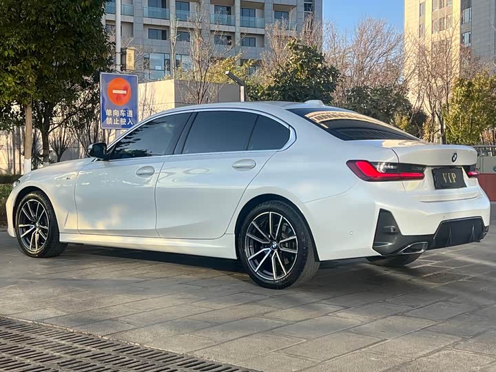 Фото 4 - BMW 3 Series