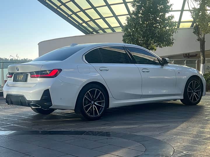 Фото 6 - BMW 3 Series