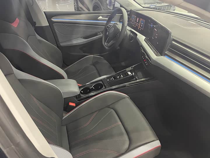 Фото 6 - Volkswagen Lamando L