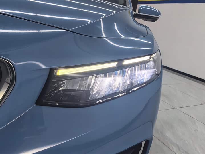 Фото 5 - Geely Preface