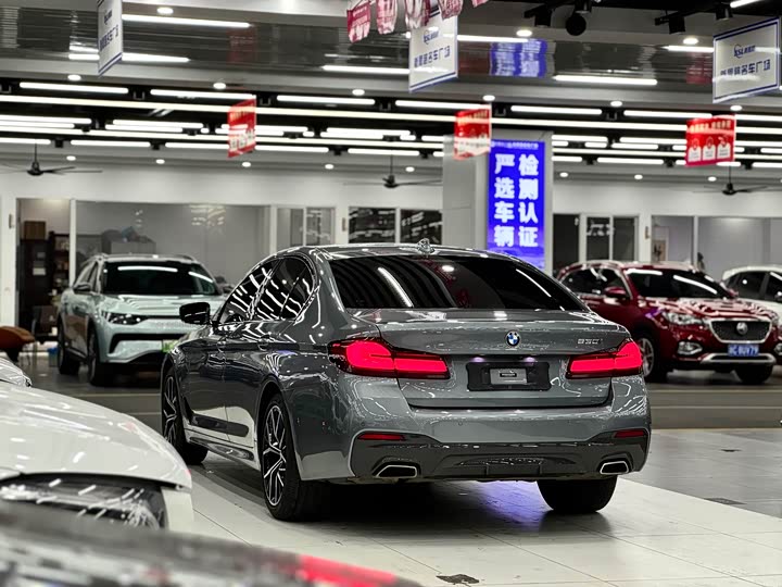 Фото 4 - BMW 5 Series