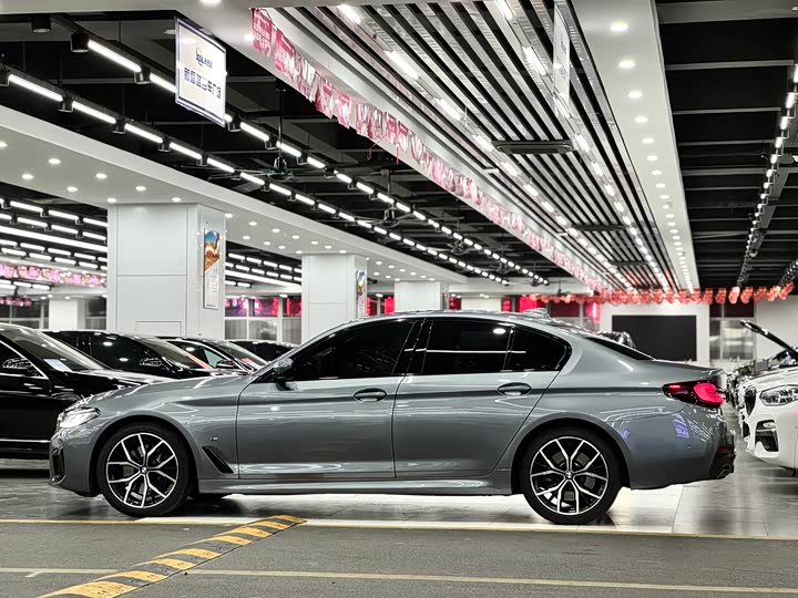 Фото 7 - BMW 5 Series