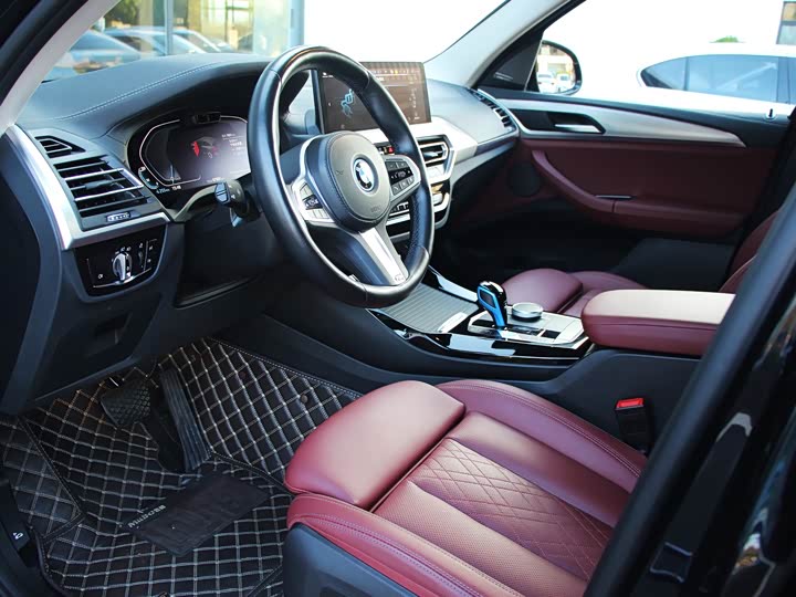 Фото 7 - BMW iX3