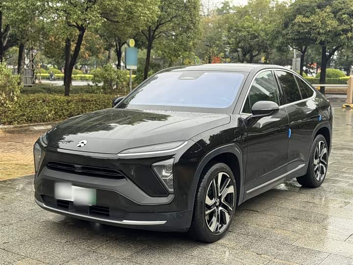Фото 1 - Nio EC6