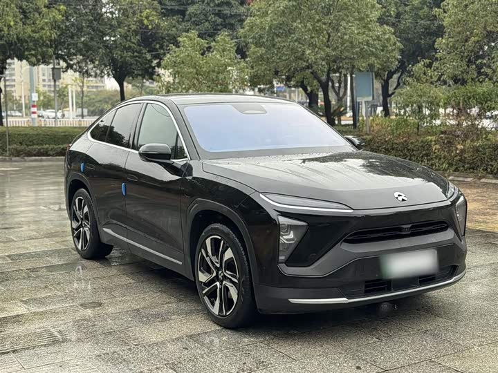 Фото 4 - Nio EC6