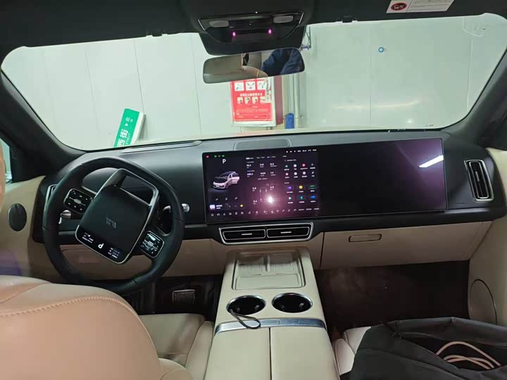 Фото 6 - LiXiang L8