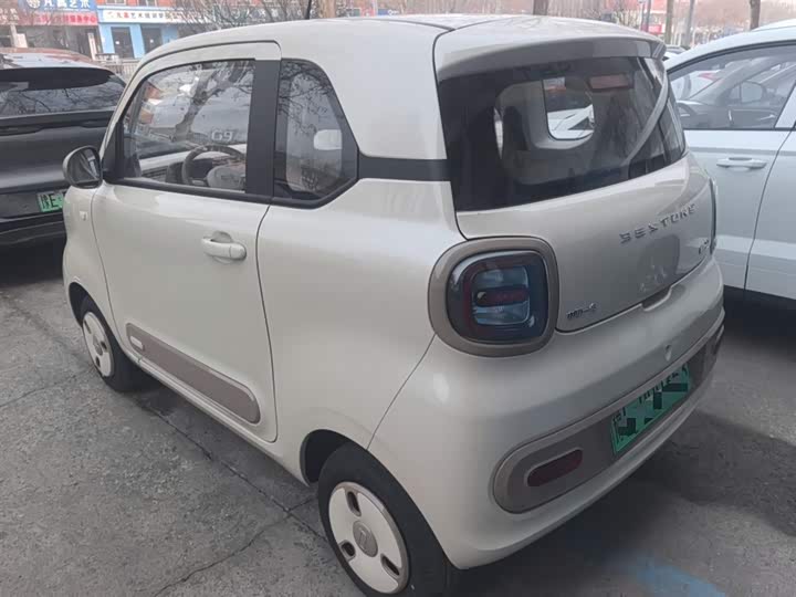 Фото 5 - Bestune Pony