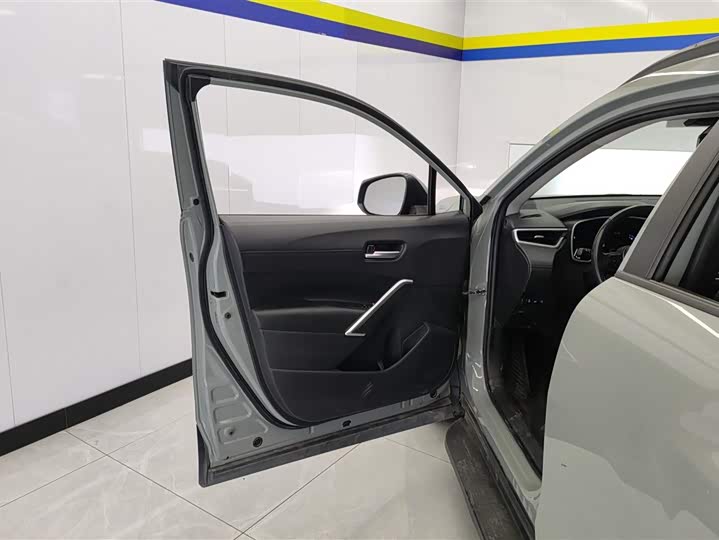 Фото 7 - Toyota Corolla Cross