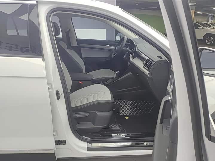 Фото 8 - Volkswagen Tayron