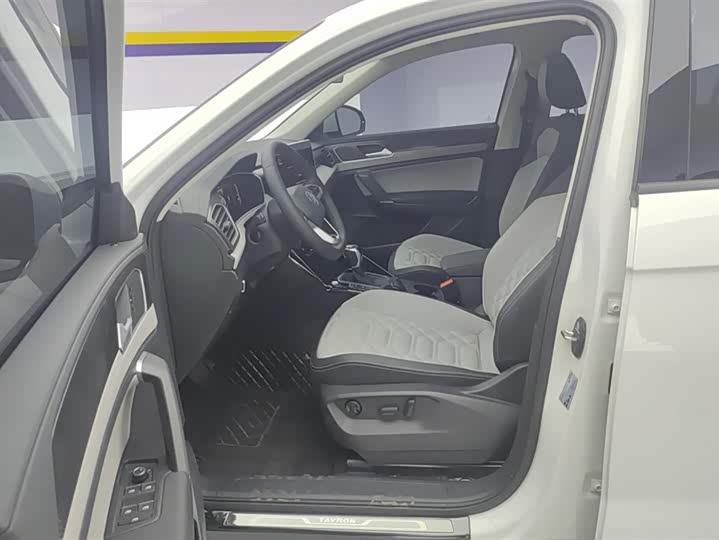 Фото 9 - Volkswagen Tayron