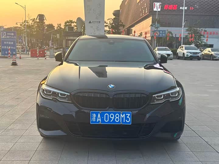 Фото 2 - BMW 3 Series