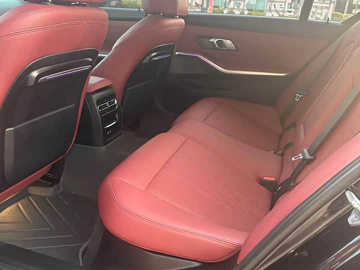 Фото 4 - BMW 3 Series