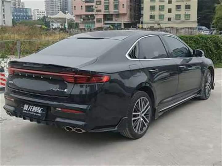 Фото 6 - Geely Preface