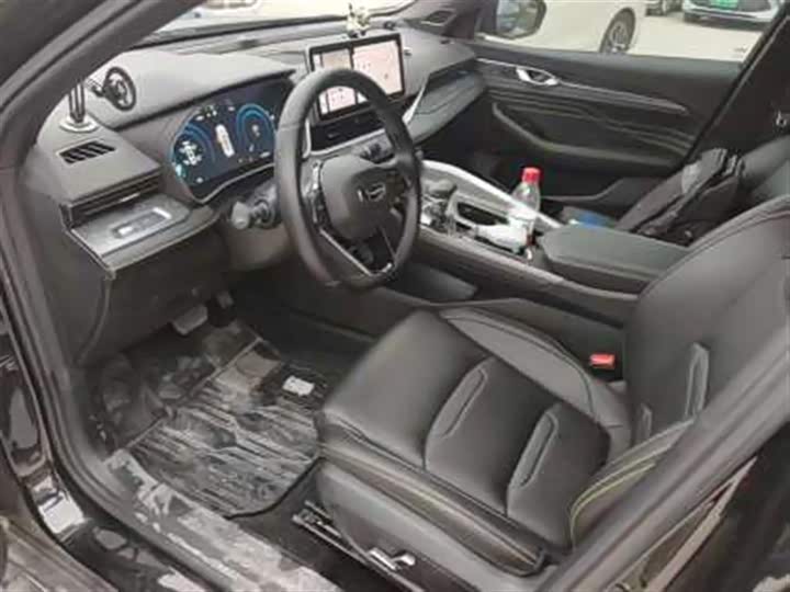 Фото 7 - Geely Preface