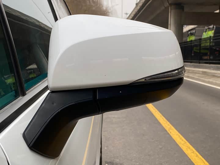 Фото 6 - Toyota Sienna