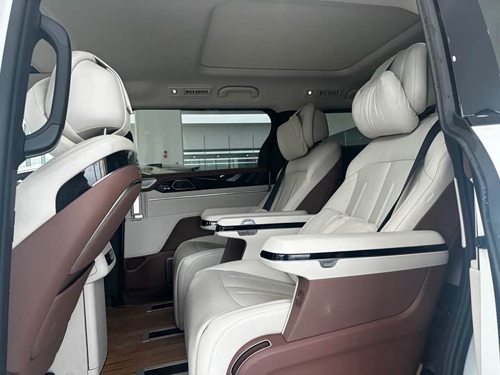 Фото 5 - BYD Xia