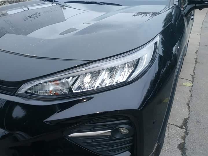 Фото 5 - Toyota Wildlander