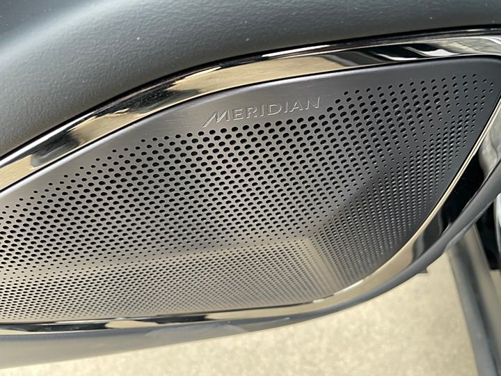 Фото 11 - HiPhi X