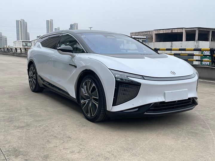 Фото 2 - HiPhi X