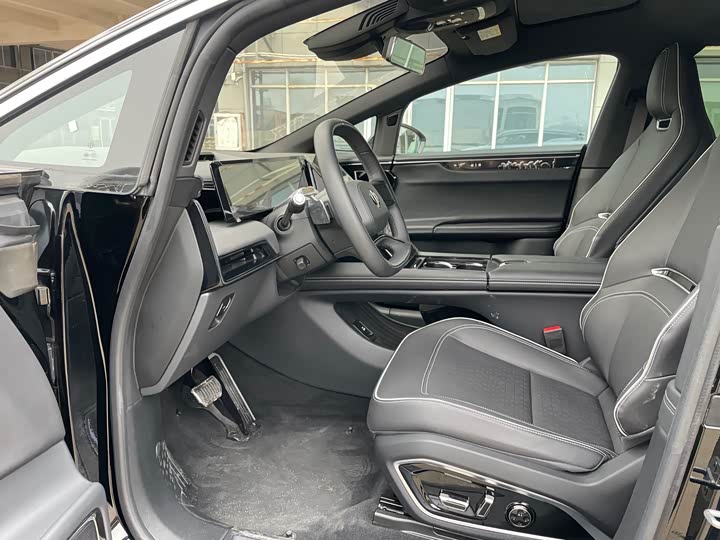 Фото 9 - HiPhi X