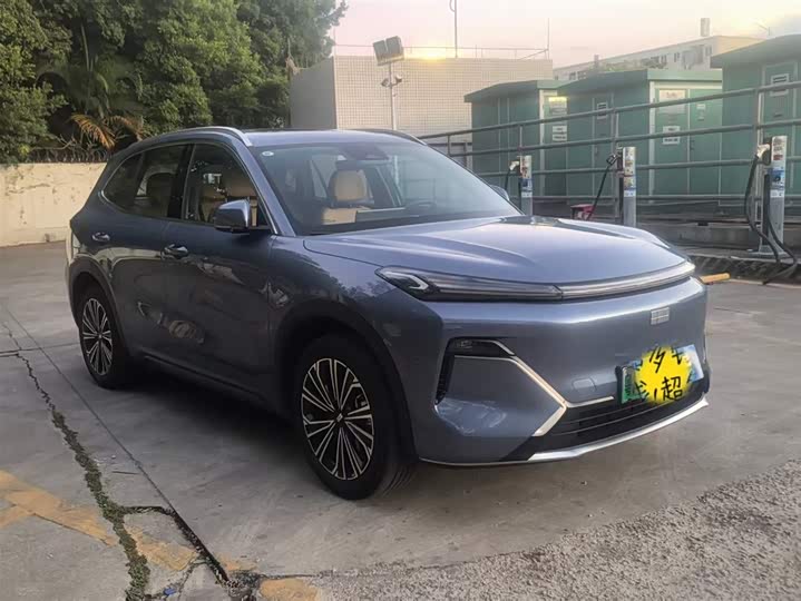 Фото 3 - Geely Galaxy Starship 7