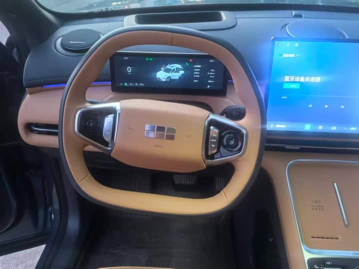 Фото 8 - Geely Galaxy Starship 7