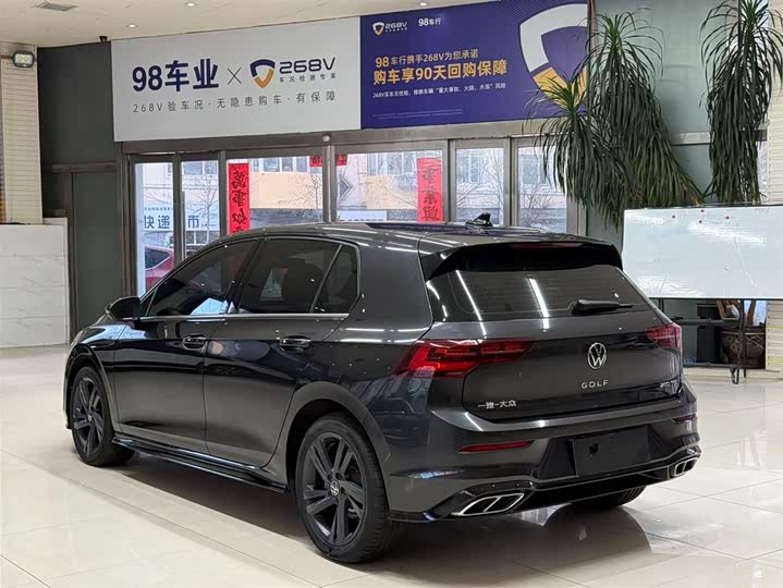 Фото 6 - Volkswagen Golf